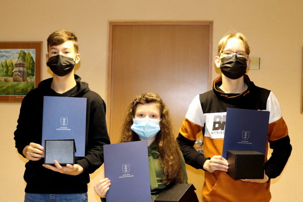 Pasveikinti Dailės studijos talentai