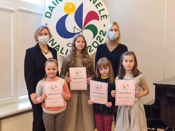 ,,Dainų dainelė" pradėjo naują muzikinį kelią