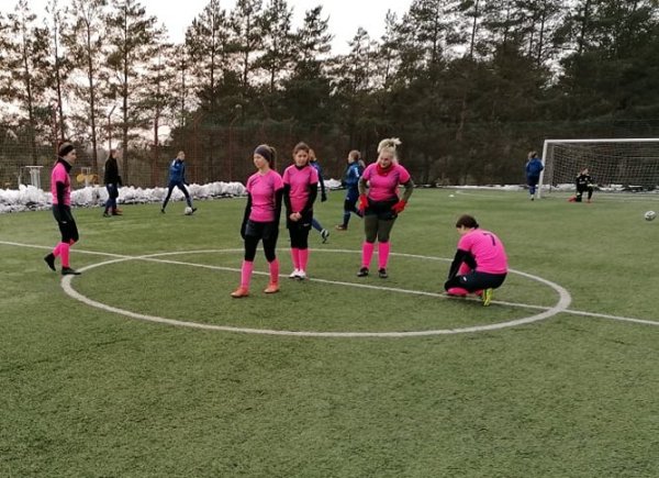 Moterų futbolo pirmenybės!