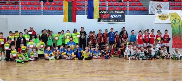 Atviras salės futbolo turnyras