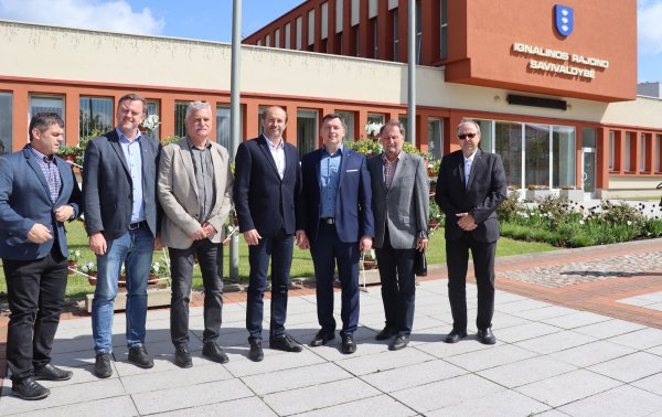Delegacija iš Prachaticės