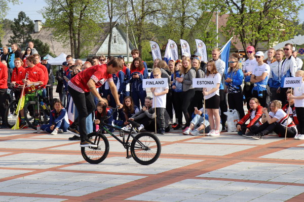 18-kos šalių sportininkai sutikti Ignalinoje