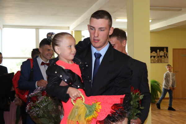 Didžiasalio „Ryto“ gimnazijai linkėta gyvuoti dar 100 metų