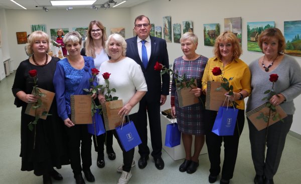 ,,Aukso vainiko“ paroda ir laureatės
