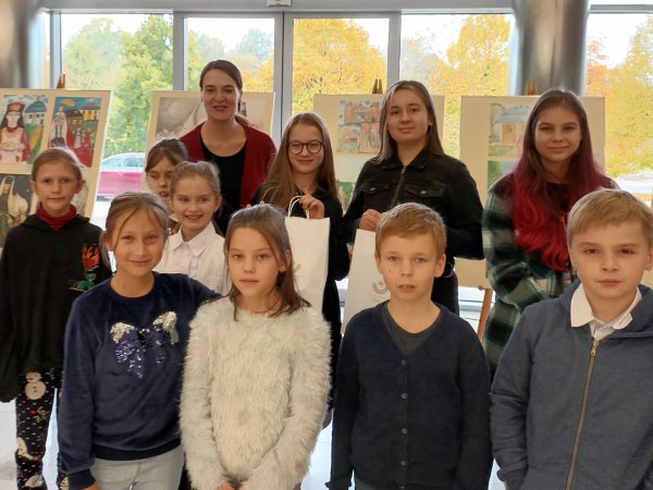 Ignaliniečių piešiniai eksponuojami Seime
