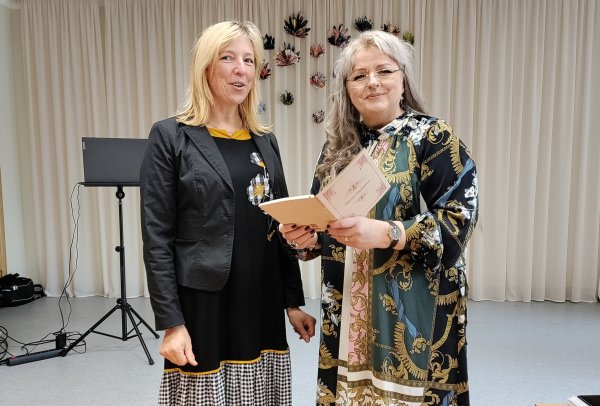 Skambėjo Algimantos Pabedinskienės eilės