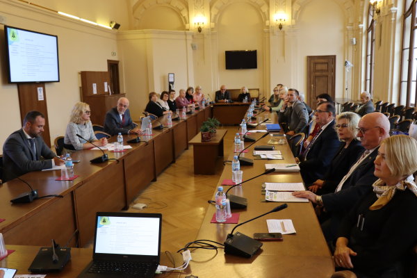 Aptartos savivaldos problemos ir idėjos ateičiai