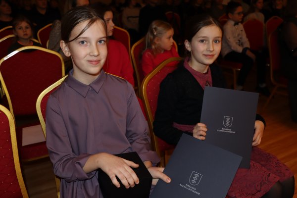 Pasveikinti muziką pamilę jaunieji talentai