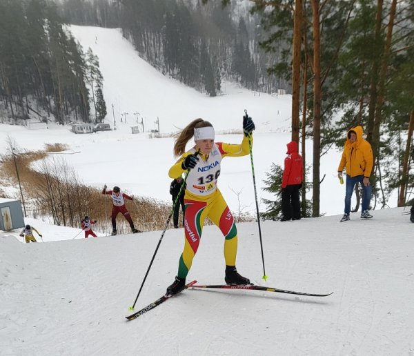 Sėkmingi Ignalinos rajono jaunųjų slidininkų startai!