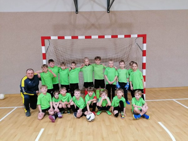 Jaunieji futbolininkai – čempionai!