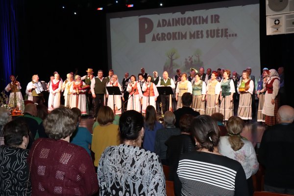 Ignalinoje – linksma kapelų šventė