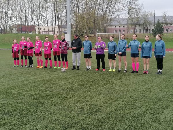 Startavo moterų futbolo pirmenybių sezonas