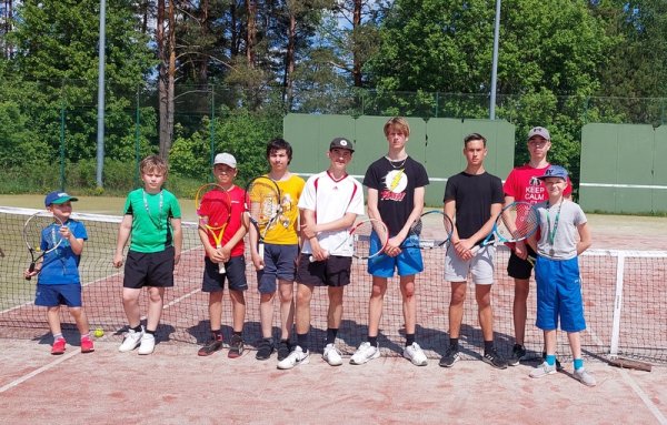 Vaikų vasaros teniso turnyras!