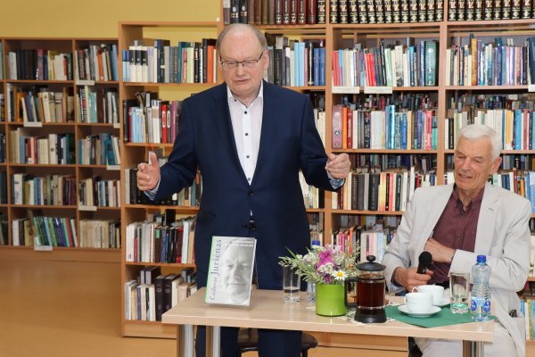 Knyga apie nenuobodų gyvenimą