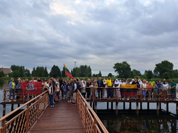 Rajone paminėta Valstybės diena, skambėjo „Tautiška giesmė“