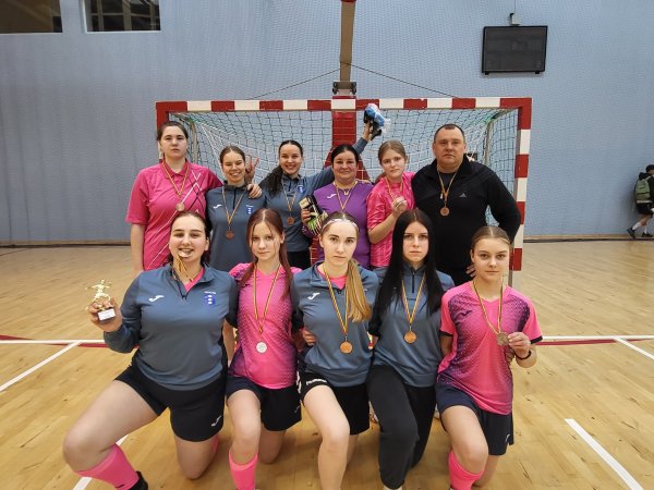 Atviras moterų futbolo turnyras