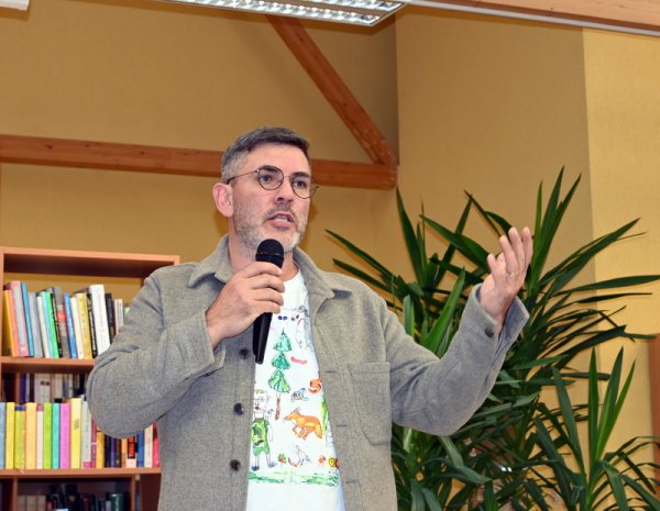 Trys susitikimai su Mariumi Čepuliu