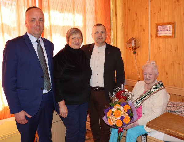 Pasveikinta garbinga jubiliatė