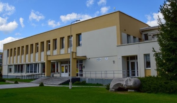 Atranka į laisvą darbo vietą