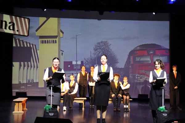 Kaimynų teatrų šventė