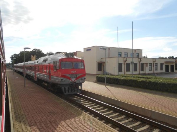 Traukinių tvarkaraštis!