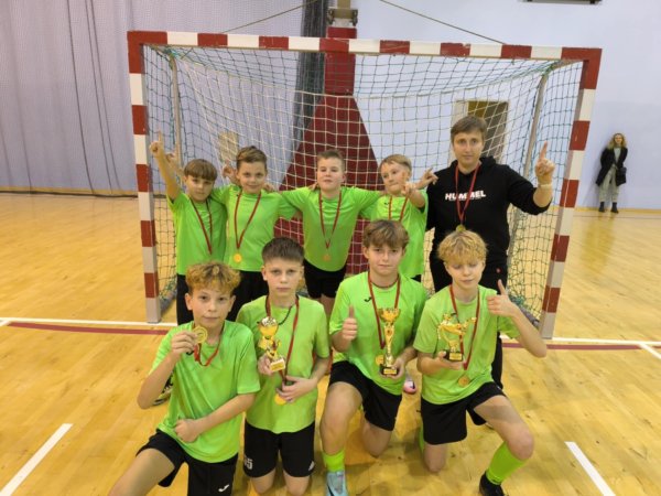 Jaunųjų futbolininkų pergalės!