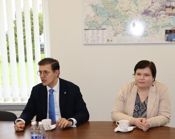Viceministro vizitas