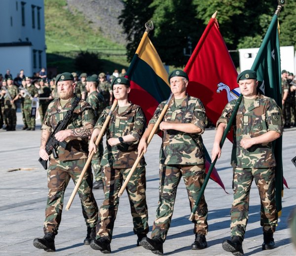 Sveikinimas Šaulių dienos proga