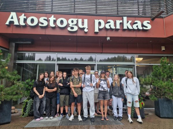 Mūsų plaukikai stovyklavo Palangoje