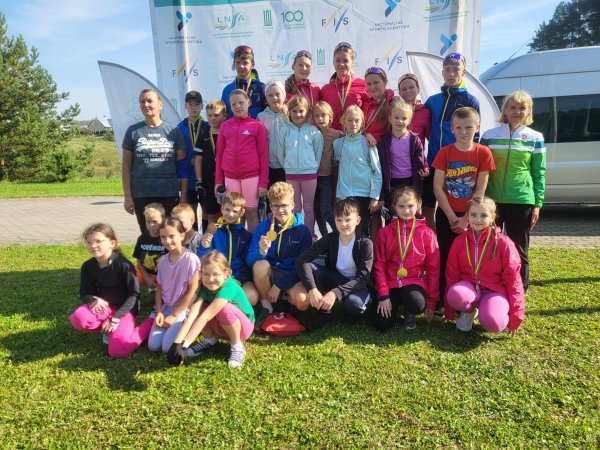 Sėkmingi Ignalinos rajono jaunųjų slidininkų startai!