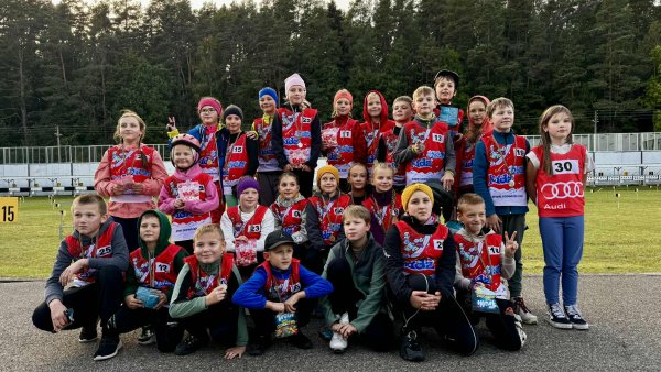 Vaikų slidinėjimo pirmenybės riedslidėmis!