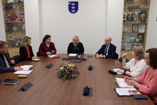 Švietimo naujovės ir aktualijos