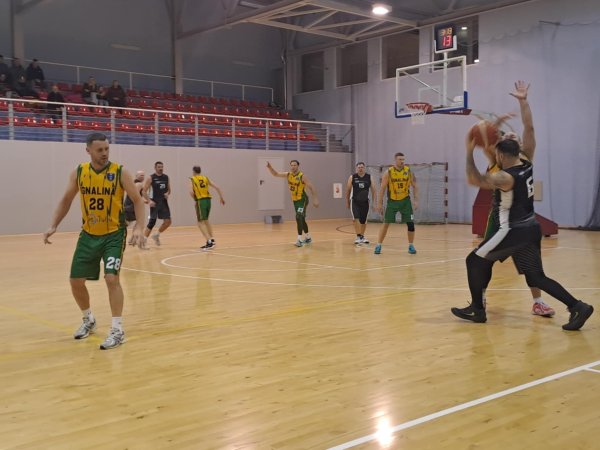 Ignalinos „Senjorai“ nugalėjo Utenos „Kerų sistemas“