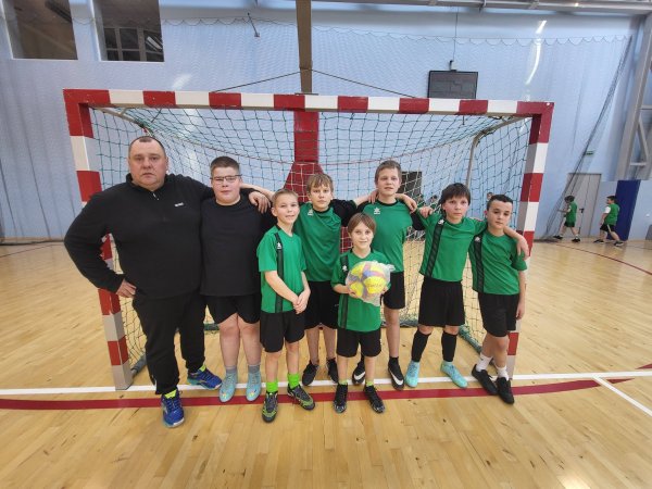 Vaikinų salės futbolo žaidynės „Mr Golas“!