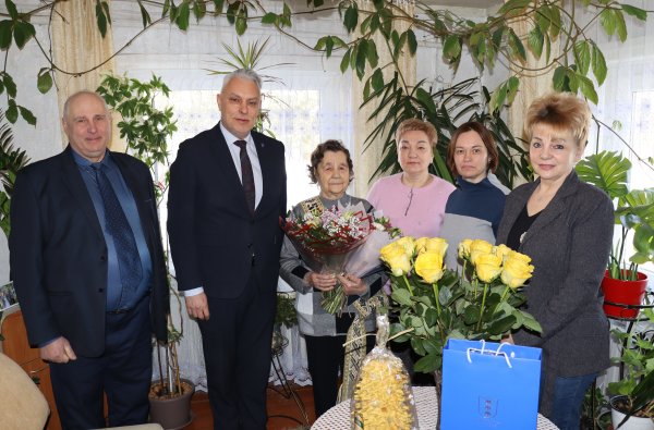 Pasveikinta Kazitiškio jubiliatė