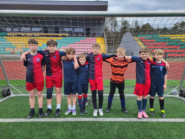 Jaunieji futbolininkai žaidžia be pralaimėjimų!