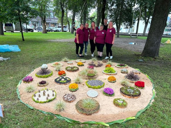 Floristinių kilimų konkurse